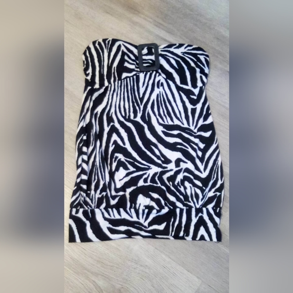 Zebra strapless top